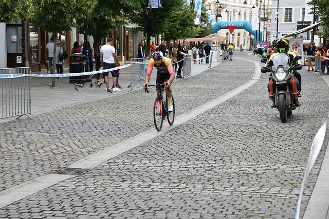 要超越梅西 要超越梅西